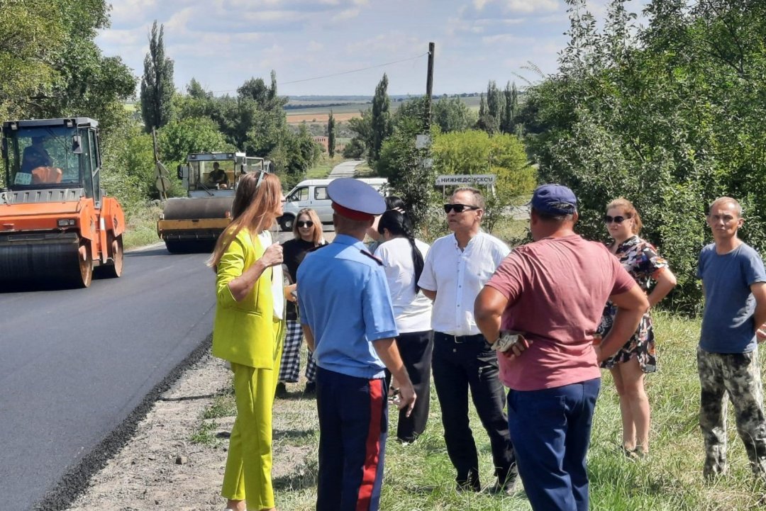 На Дону общественники контролируют работы на объектах нацпроекта «Безопасные качественные дороги»